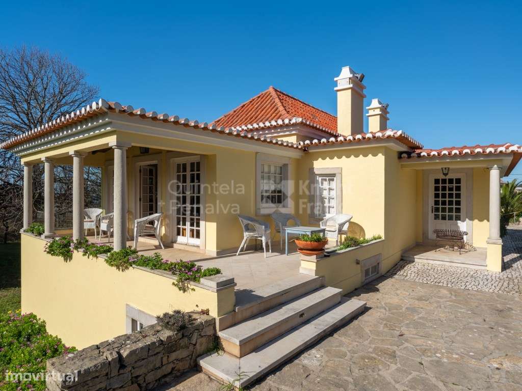 Moradia T8 com jardim e piscina em Colares, Sintra - Grande imagem: 3/54