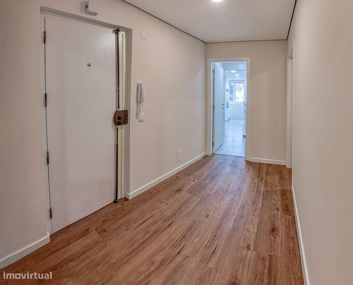 Apartamento T3 espetacular, totalmente renovado, no Alto da Parede - Grande imagem: 5/17