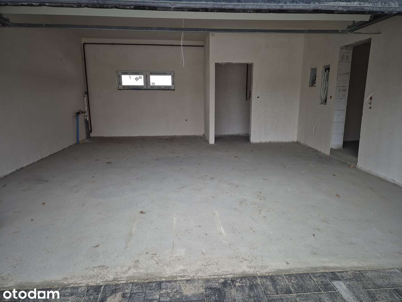 Nowe Domy Parterowe z podwójnym garażem-17