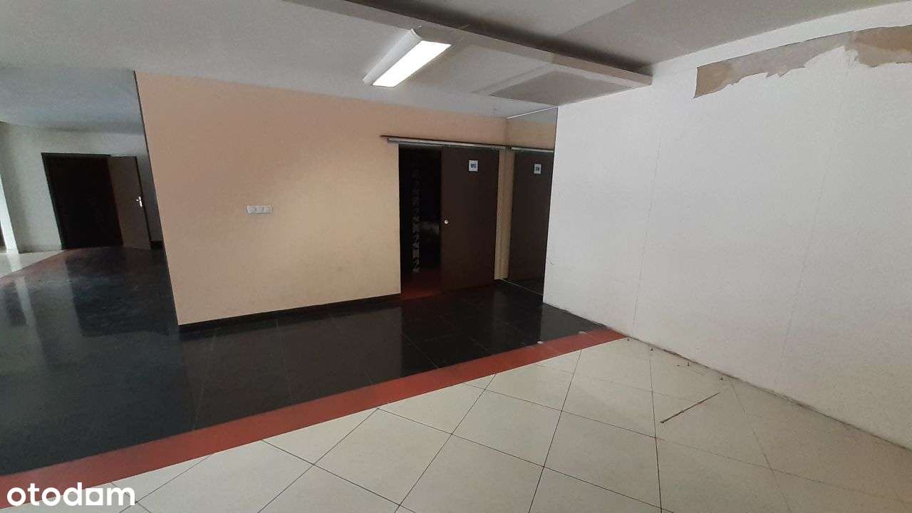 Lokal użytkowy w centrum Bytomia-4