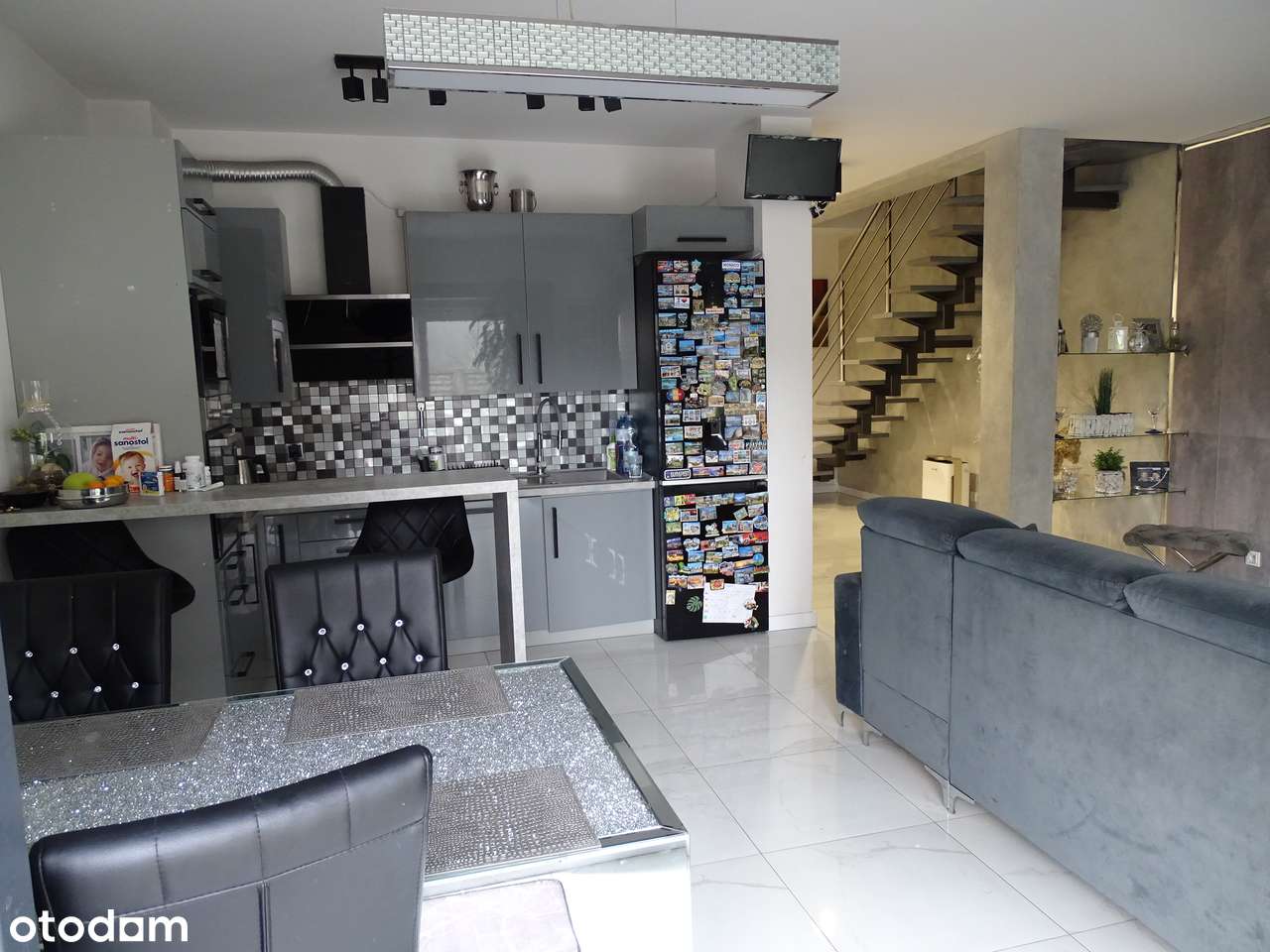 Dom w zabudowie szeregowej na sprzedaż-8