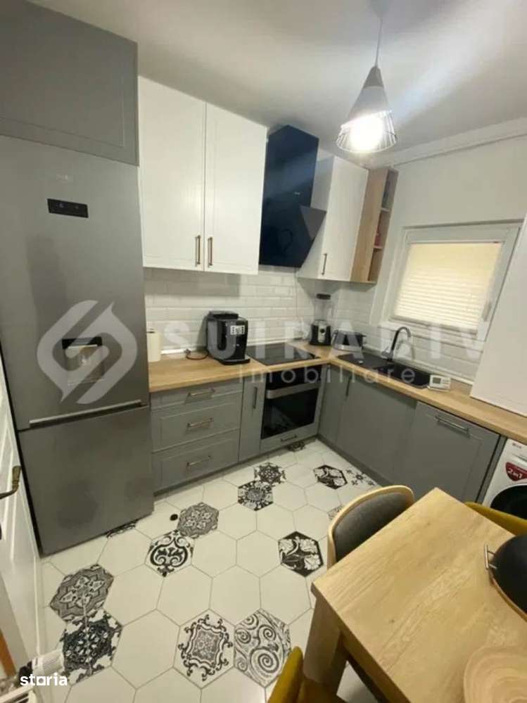 Apartament cu gradina privata, parcare in Borhanci - Imagine principală: 4/6