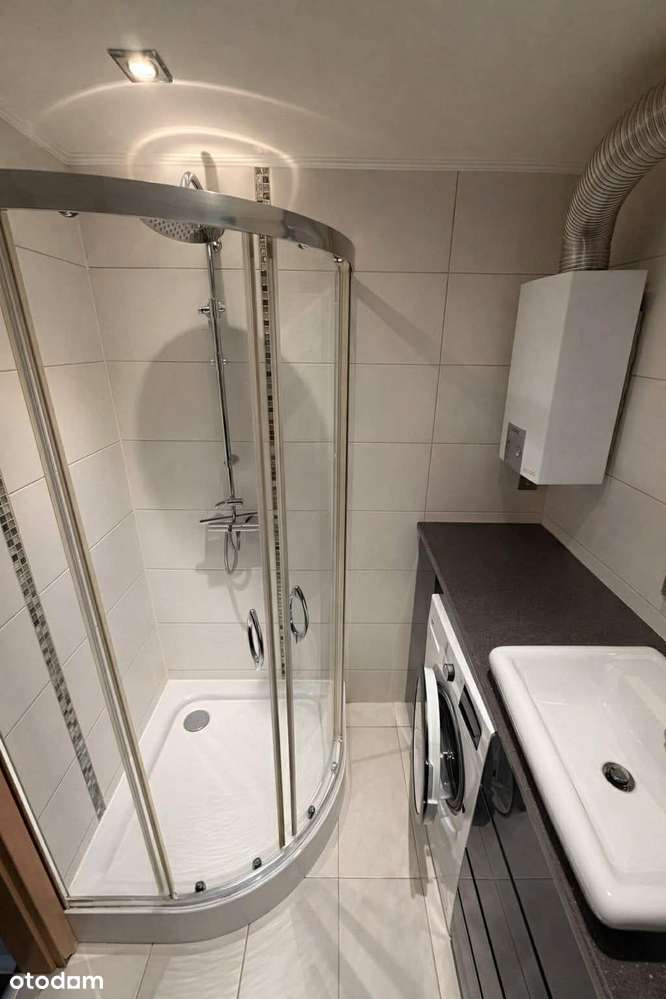 Trzypokojowe mieszkanie z dużym balkonem ŚCISŁE CENTRUM-3