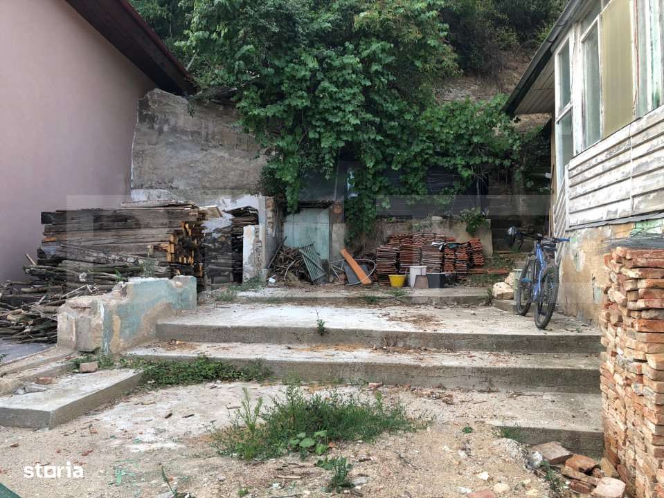 OPORTUNITATE! Casa 2 camere, teren 620mp, vedere panoramica, in Schei - Imagine principală: 3/8