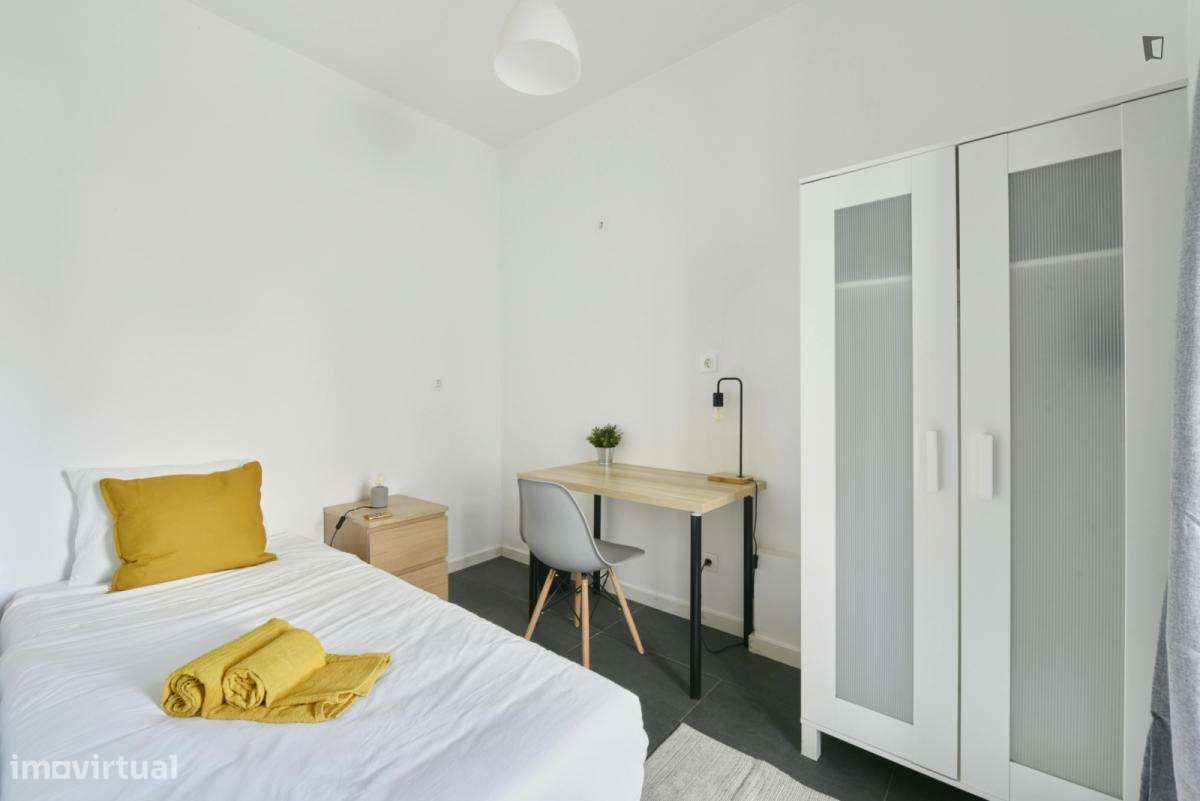 Quarto - localizado em Penha de França Lisbon - Grande imagem: 4/7