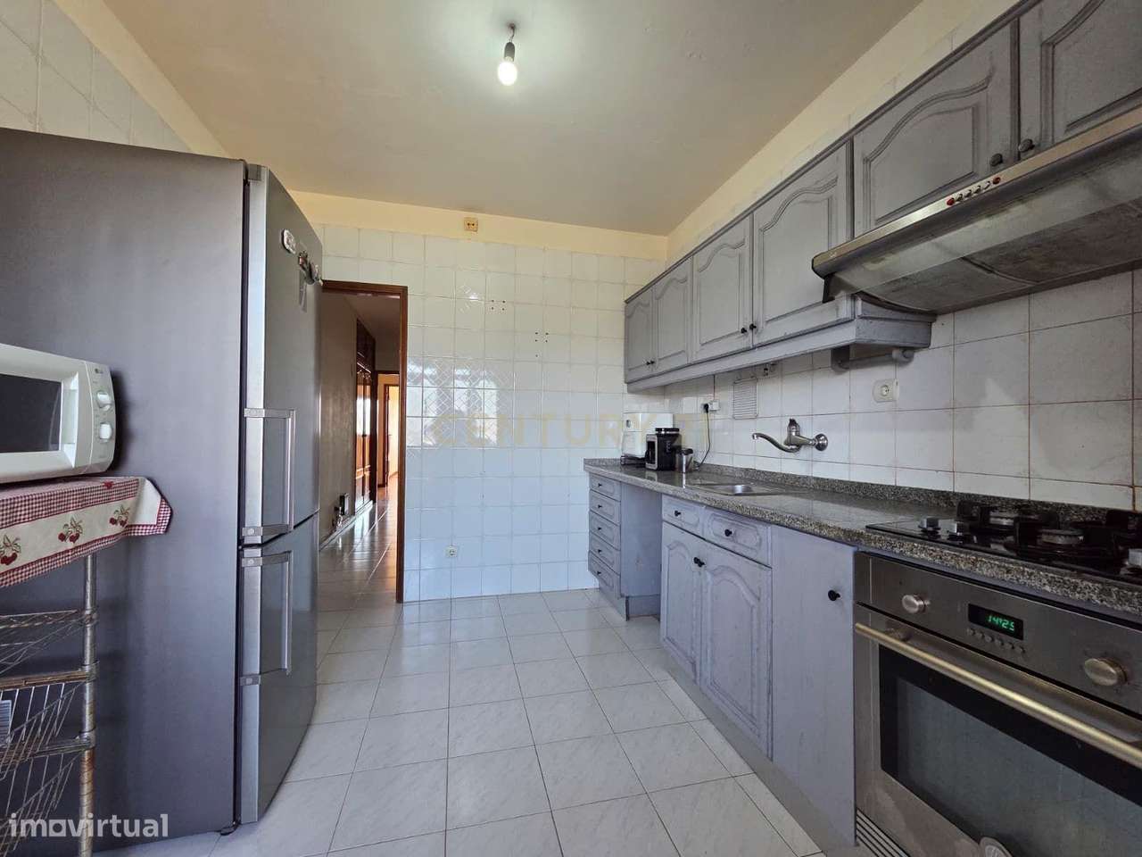 APARTAMENTO T2 | VARANDA | LUGAR DE GARAGEM | ARRUMOS | ELEVADOR | GON-6