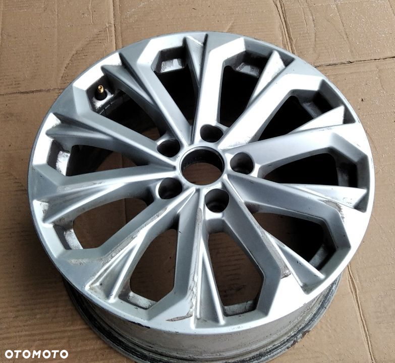 AUDI A4 8W0 FELGA 17" - 2