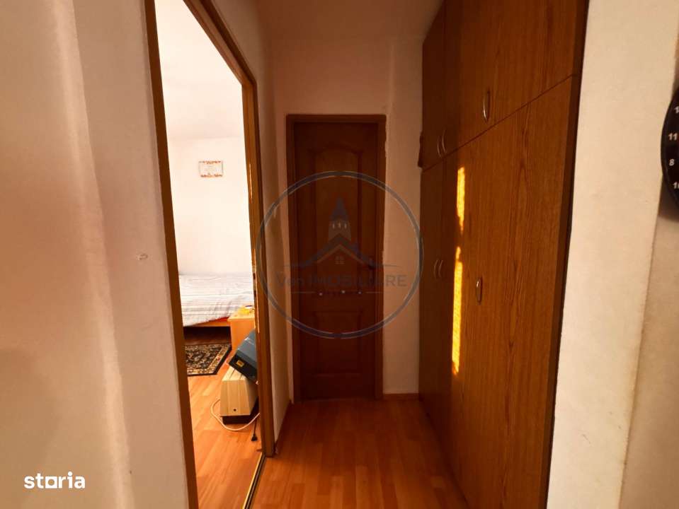 Apartament 4 camere de vanzare – Calea Moldovei-14