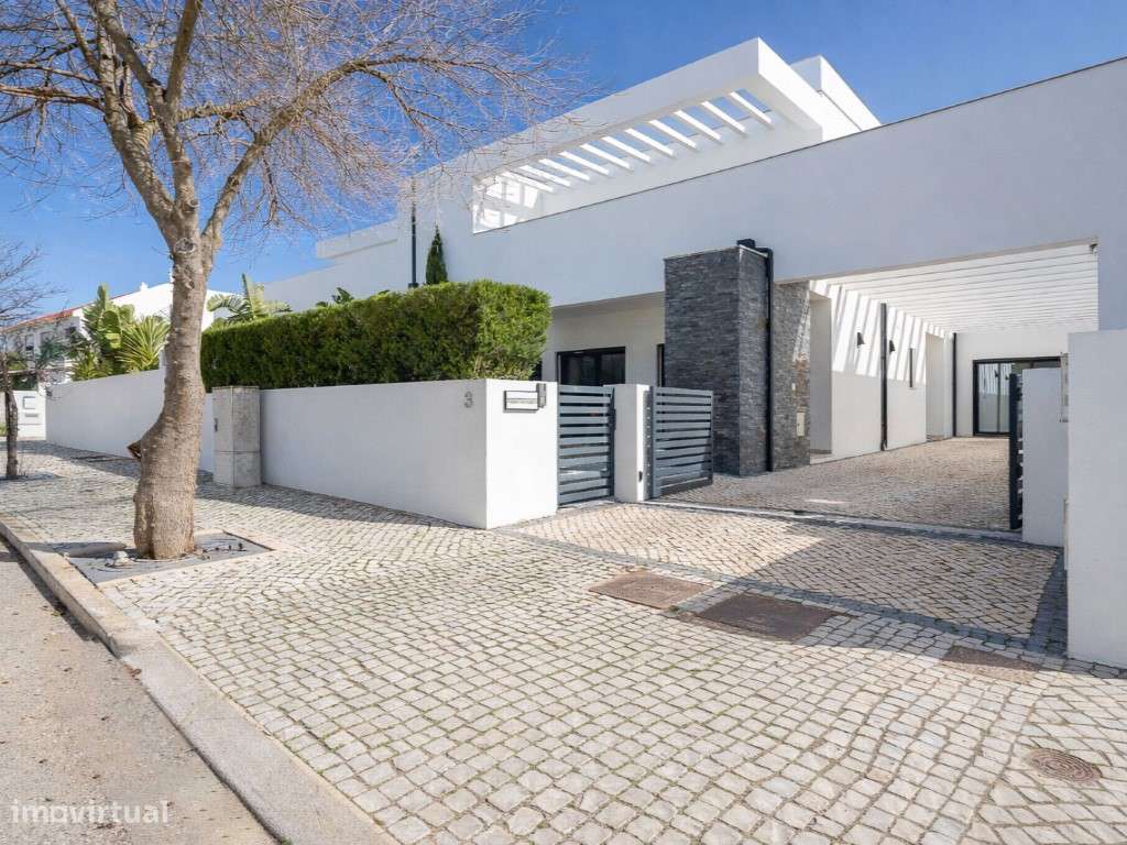 Moradia de Luxo T2+2 | Turquesa Residence-7