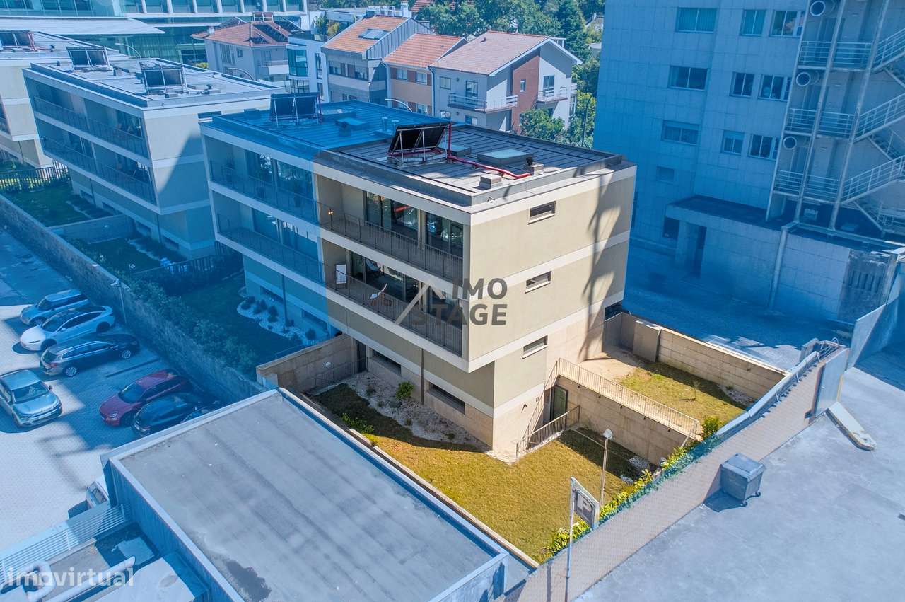 Moradia T3 de Luxo | 4 Pisos | Elevador | Jardim Privativo 195m² | Boa-40