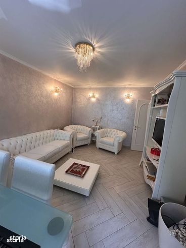 Apartament 3 Camere Etaj 1 Zona Dacia Teilor-0