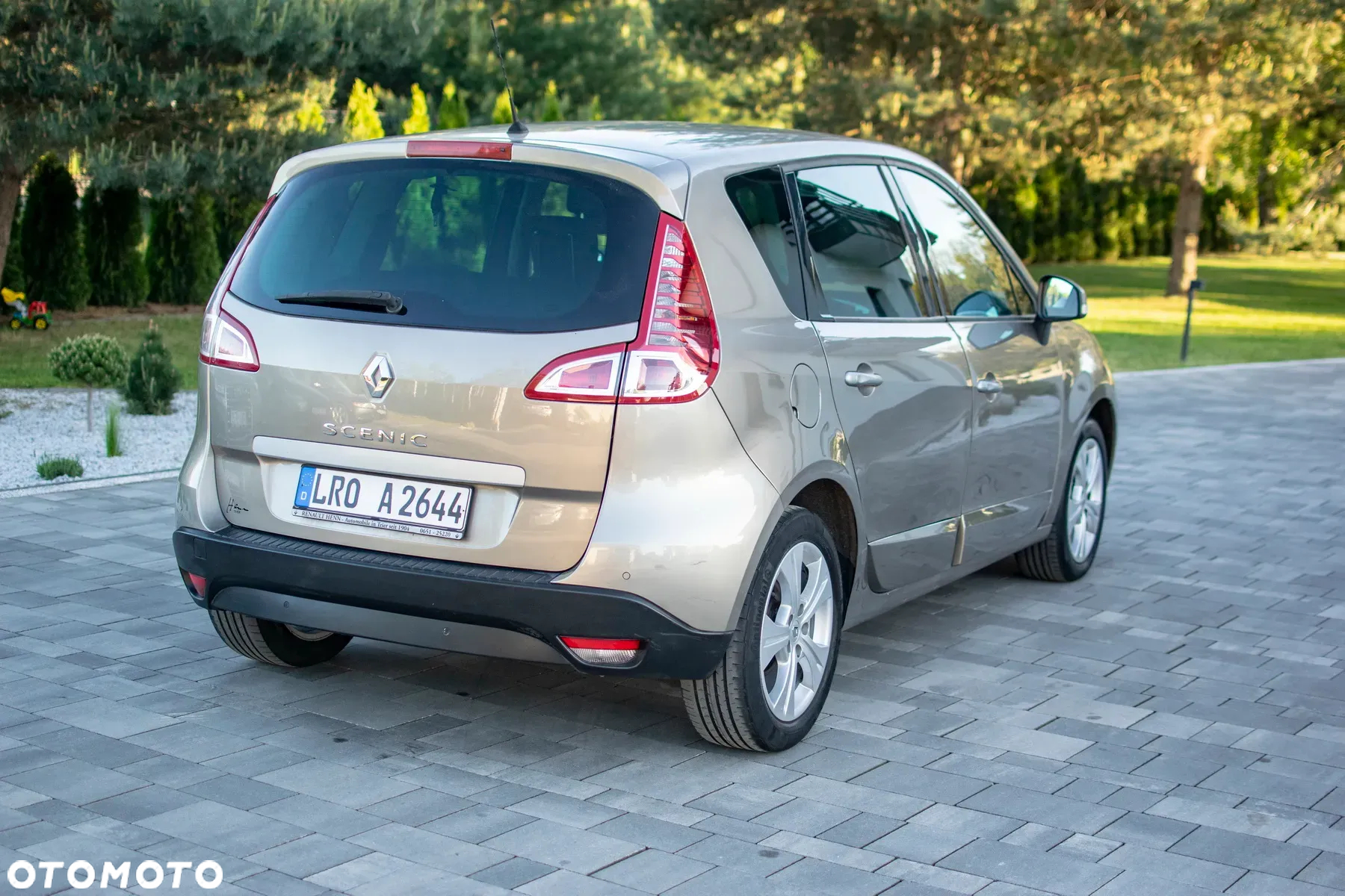 Renault Scenic - 22