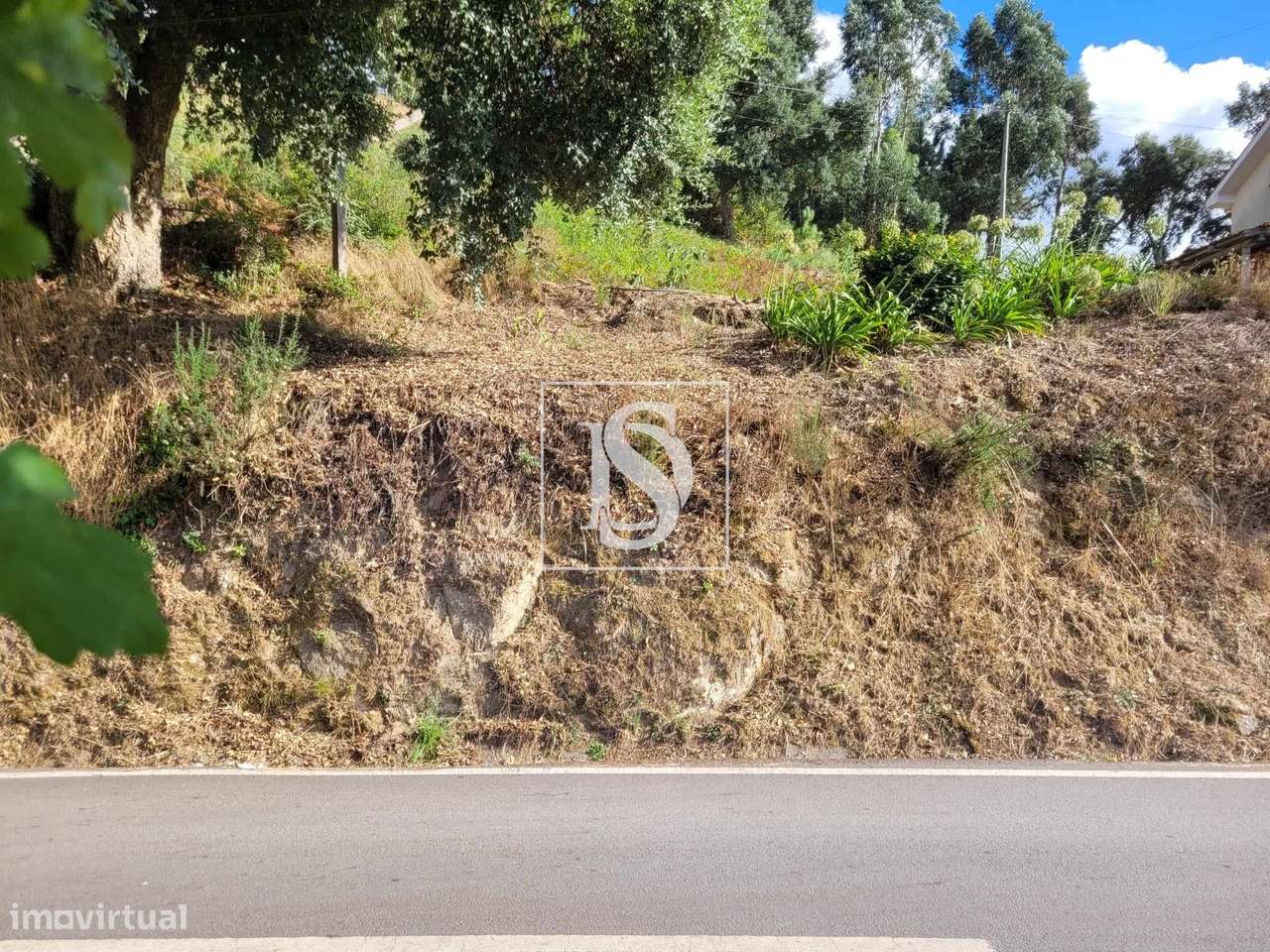 Terreno rustico com 600m2 na zona de Espadanedo, Cinfães. - Grande imagem: 4/13