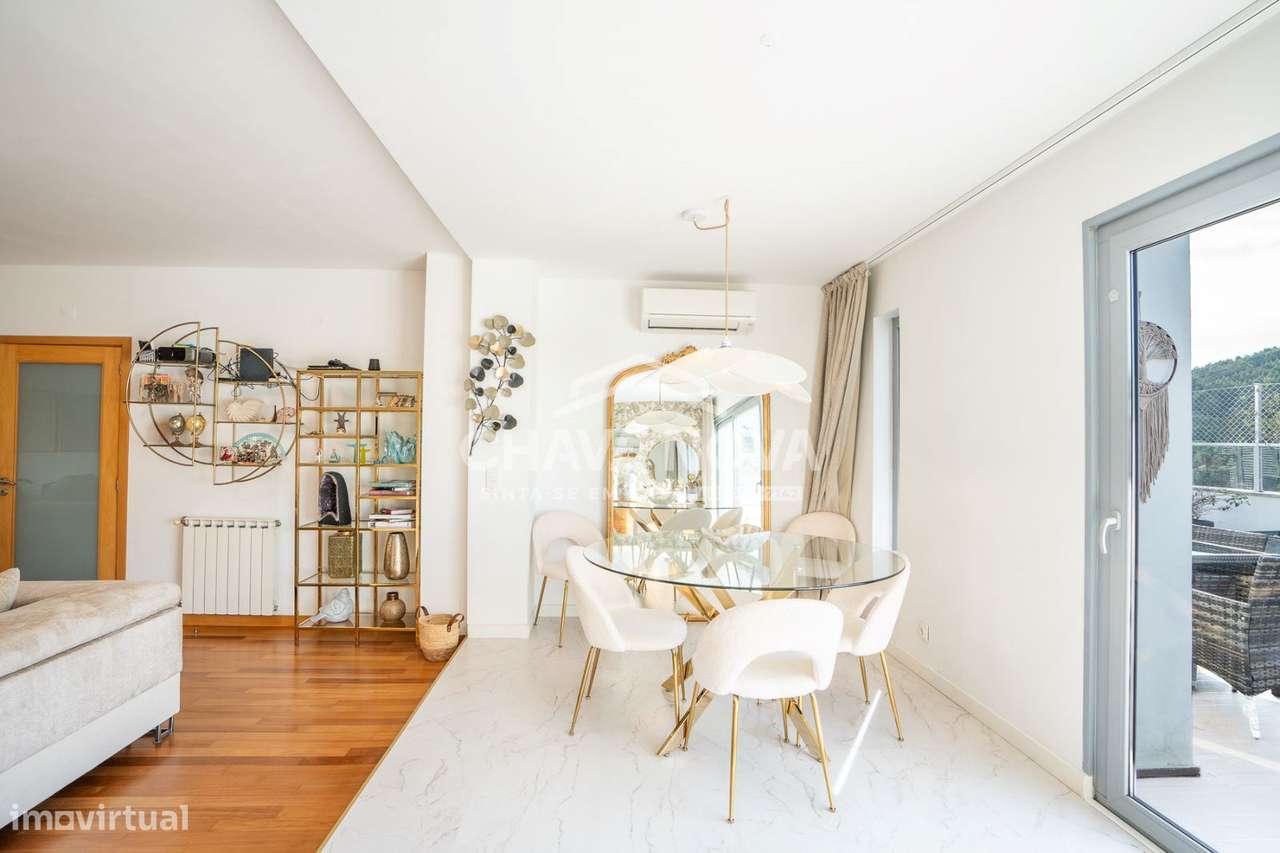 Apartamento T3, com terraço e box 4 carros situado em Campo- Valongo - Grande imagem: 4/25