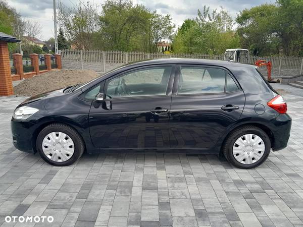 Toyota Auris 1.33 Dual-VVT-i Design Edition - 5