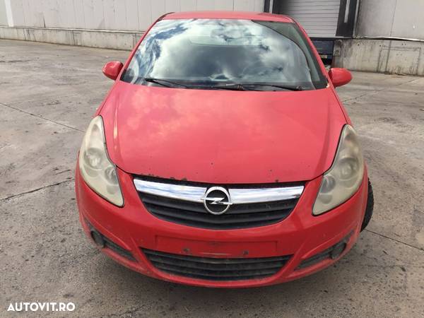 Dezmembrez Opel Corsa D 2007 1.3 diesel - 1