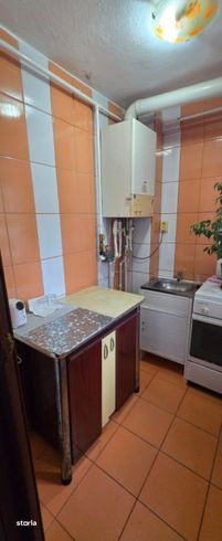 Apartament 2 camere, etaj 1 - str. Minerilor, Targu Jiu-4