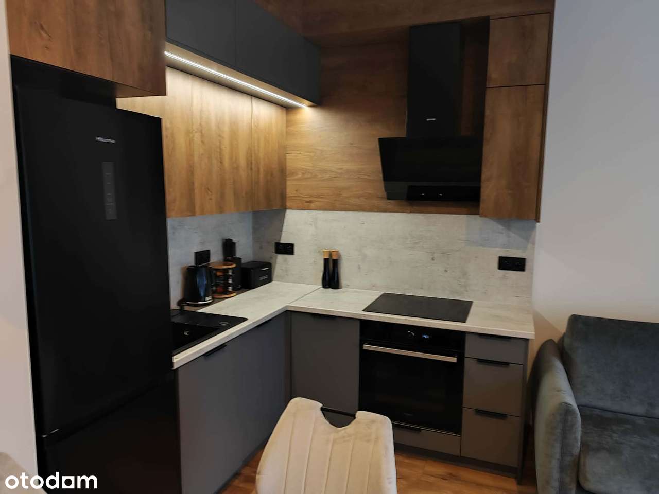 PIĘKNA KAWALERKA Z OGRÓDKIEM - Pełny obrazek: 5/11