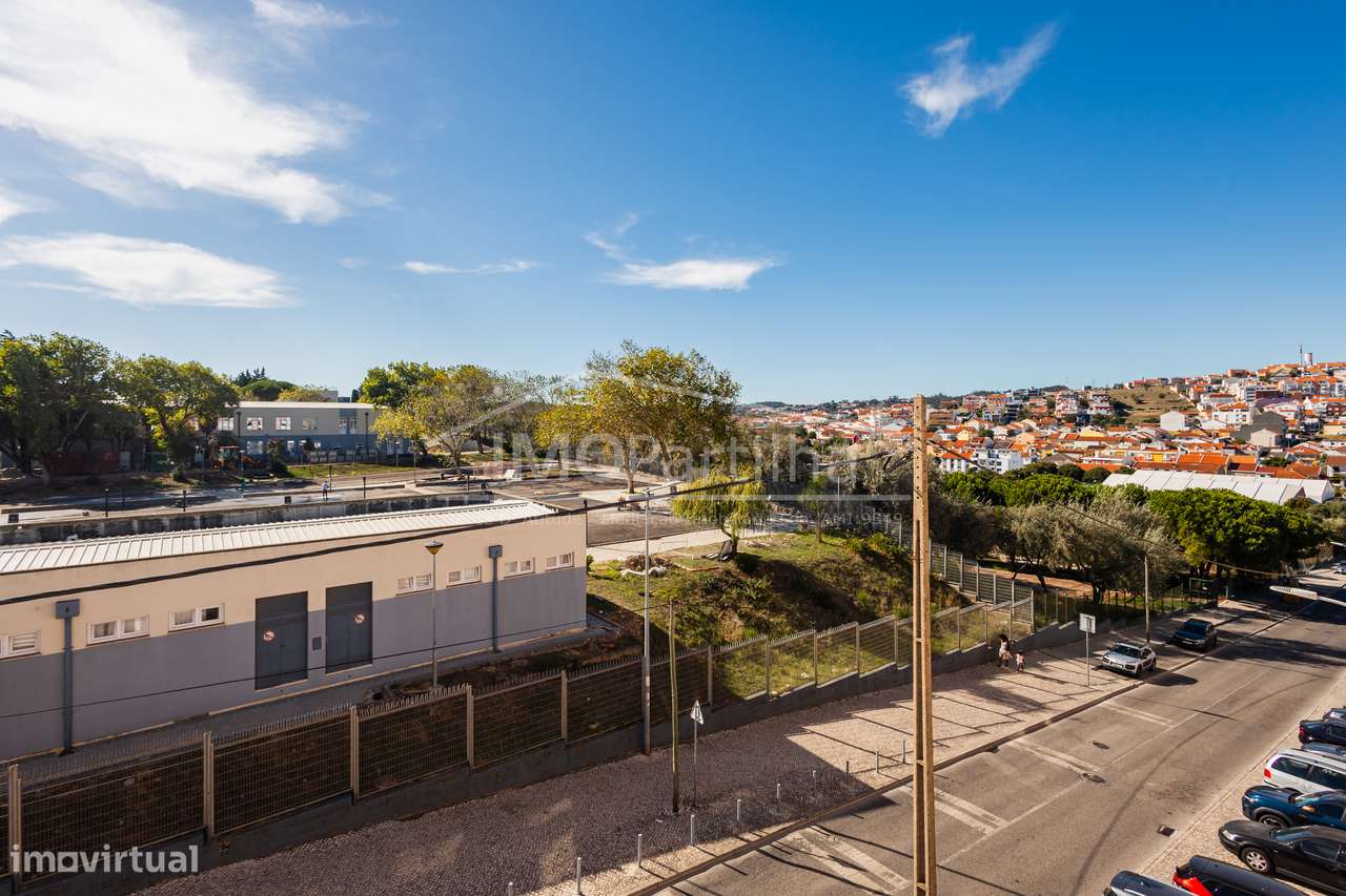 Apartamento T2 no Casal de Cambra-18