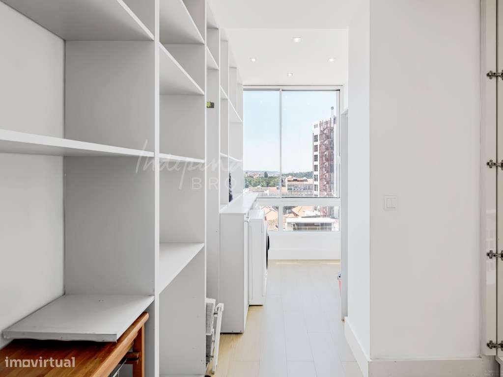 APARTAMENTO T3 TRANSFORMADO EM T2+1 NA AVENIDA CONSELHEIRO FERNANDO...-9