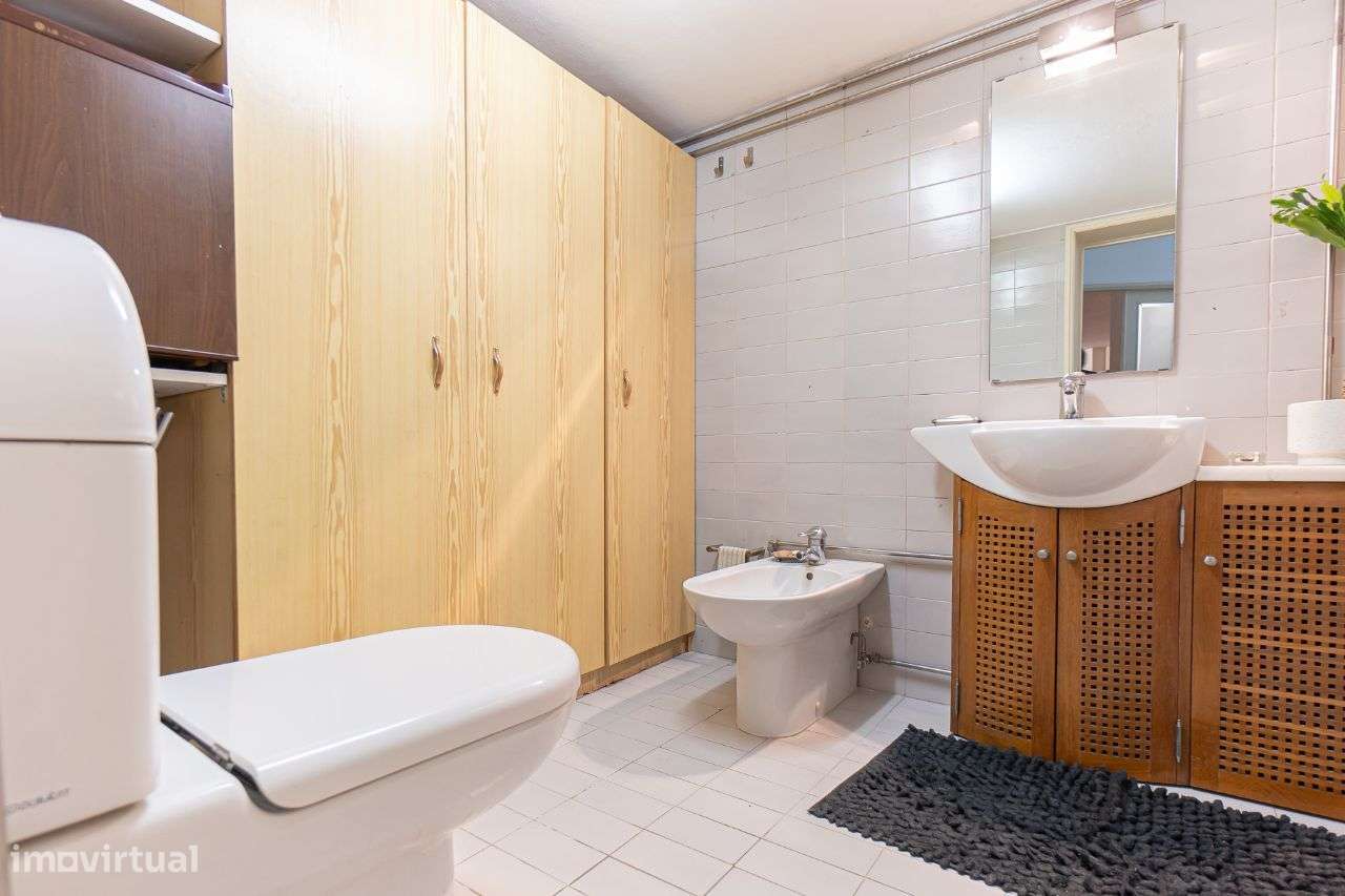 Moradia totalmente remodelada na melhor zona das Antas-38