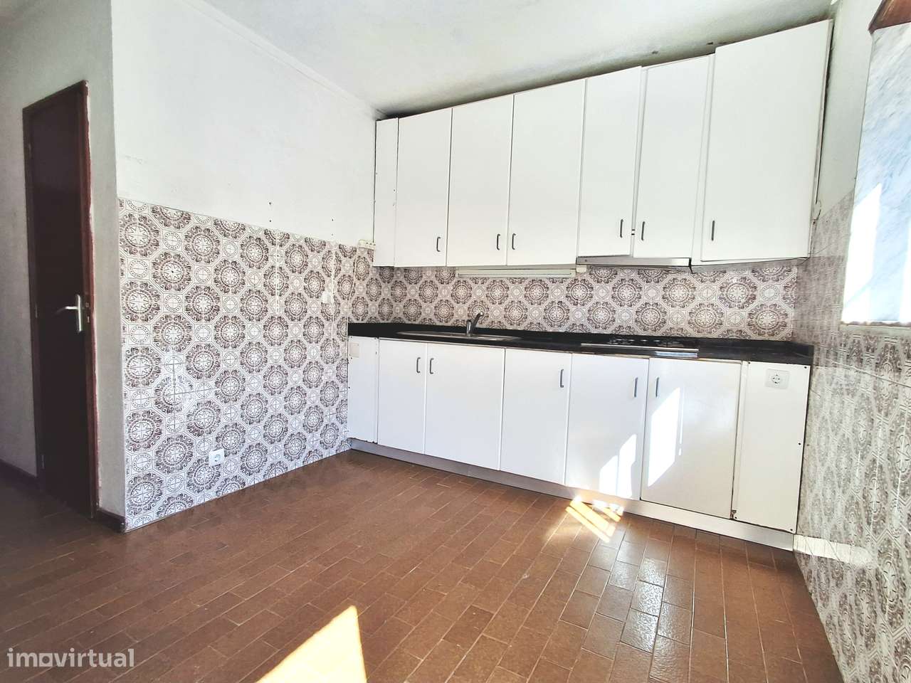 Moradia T3 Geminada com jardim e garagem em Gavião - V. N. Famalicão-5