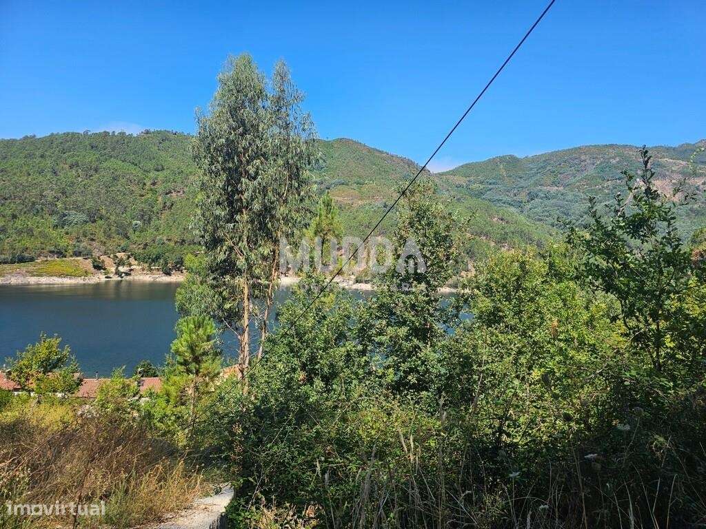 Terreno para Venda em Admeus – Vila do Gerês-10
