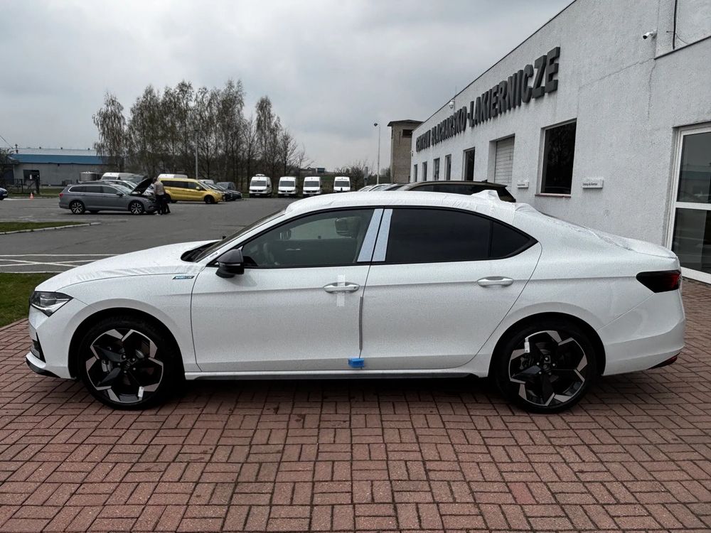 SKODA SUPERB Superb Sportline 2.0 TDI 193 KM 7-biegowa DSG 4x4