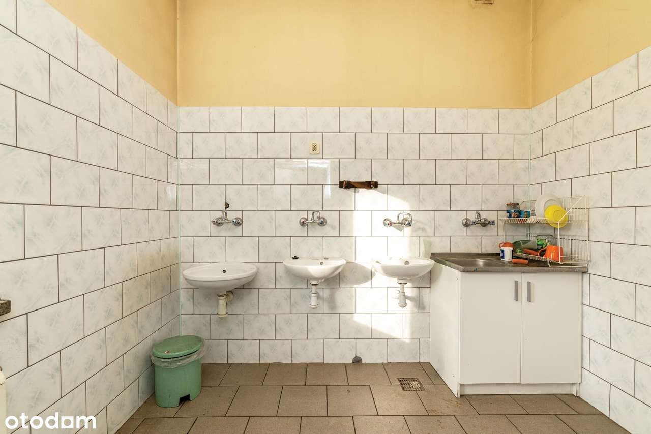 Szwalnia na sprzedaż-17