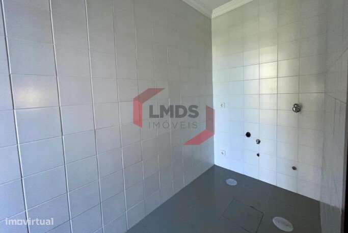 Fantástico apartamento T3 com 159 m² - Rua dos Miosótis - Paranhos-7