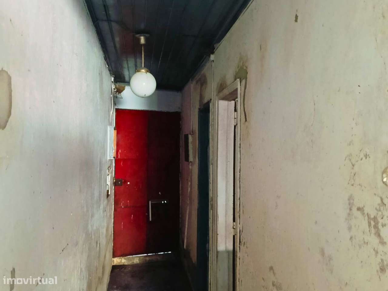 Conjunto de 2 Moradias a necessitar de obras - Grande imagem: 5/12