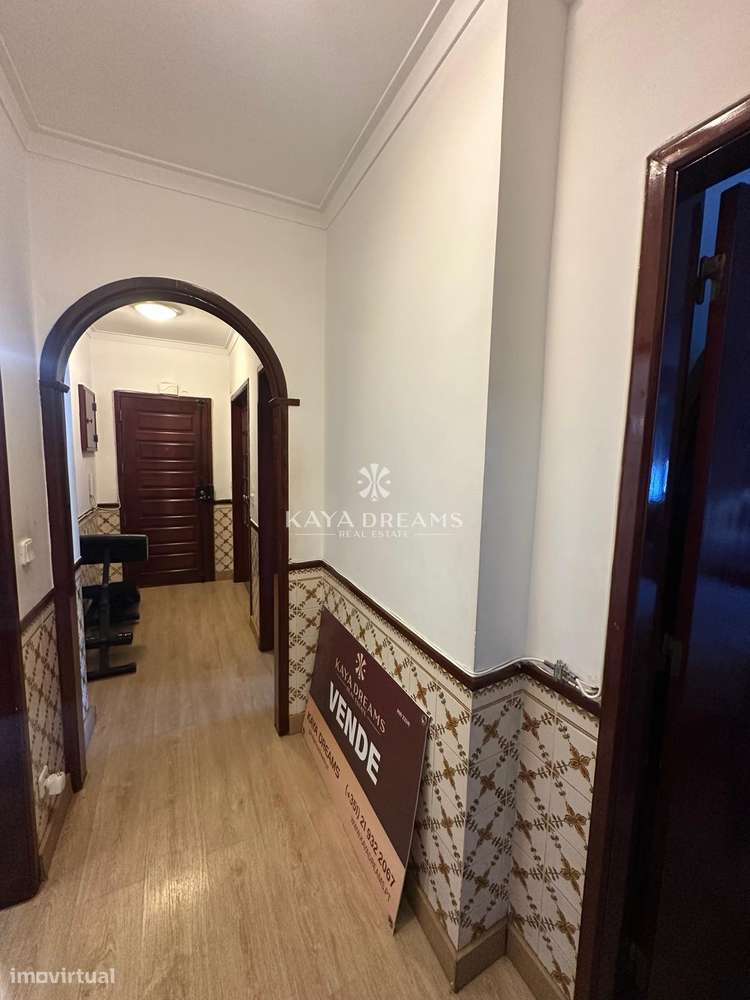 Apartamento T2 para venda em Cacém-3