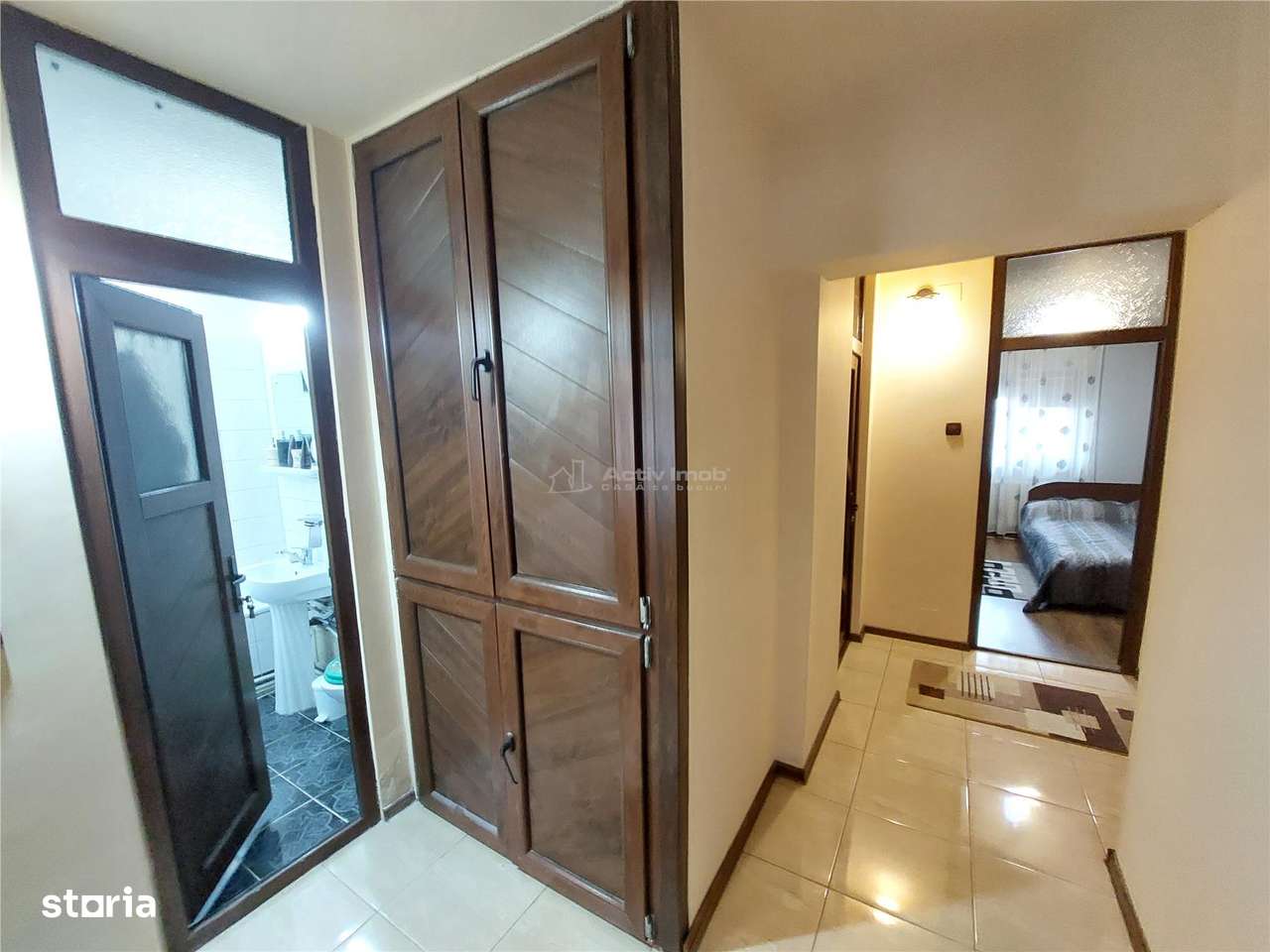 4 camere, decomandat, 100 mp UTILI, etaj 3, Piata Dorobanti II-8