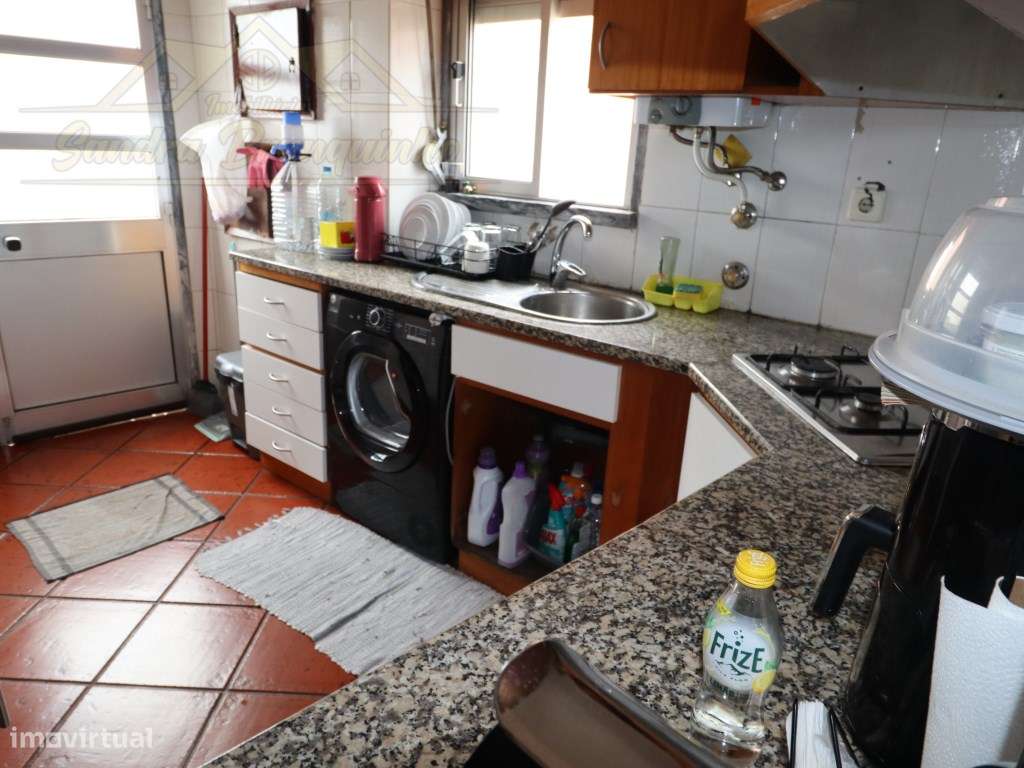 Apartamento T2 com terraço-25