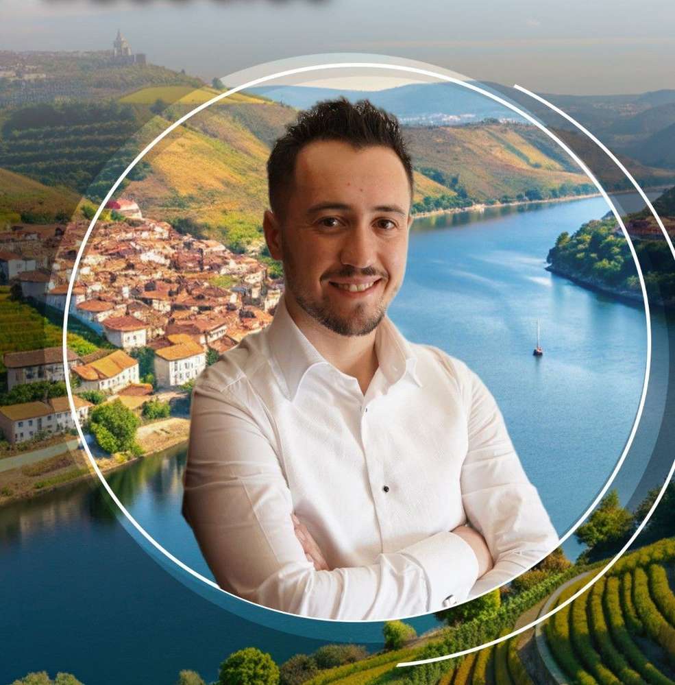 Logotipo: Michael Cardoso