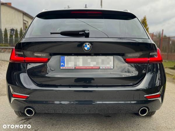 BMW Seria 3 320d xDrive MHEV Luxury Line sport - 5