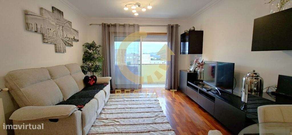 Apartamento T2, Garagem e Arrumos | Valongo-6