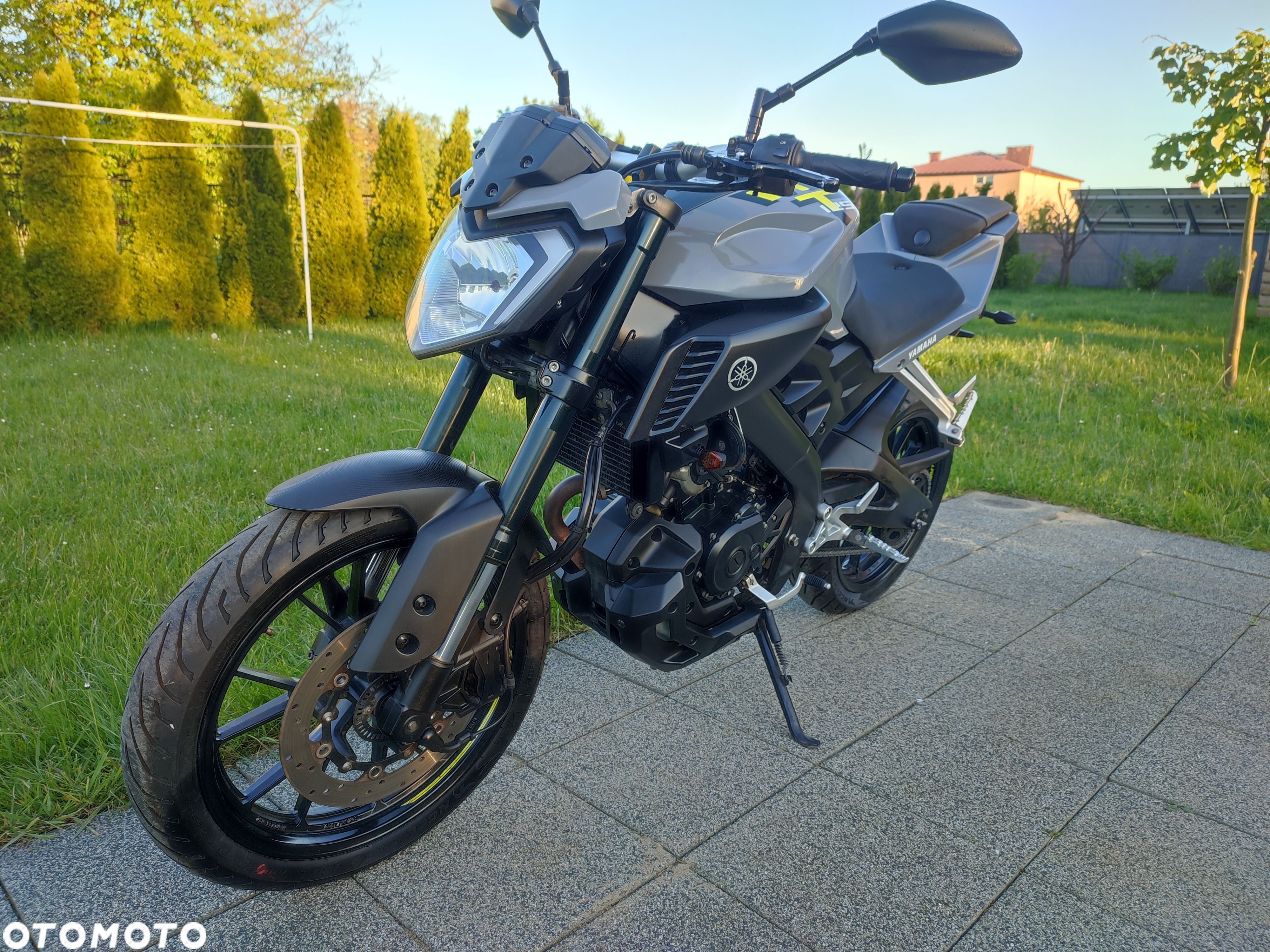 Yamaha MT - 2