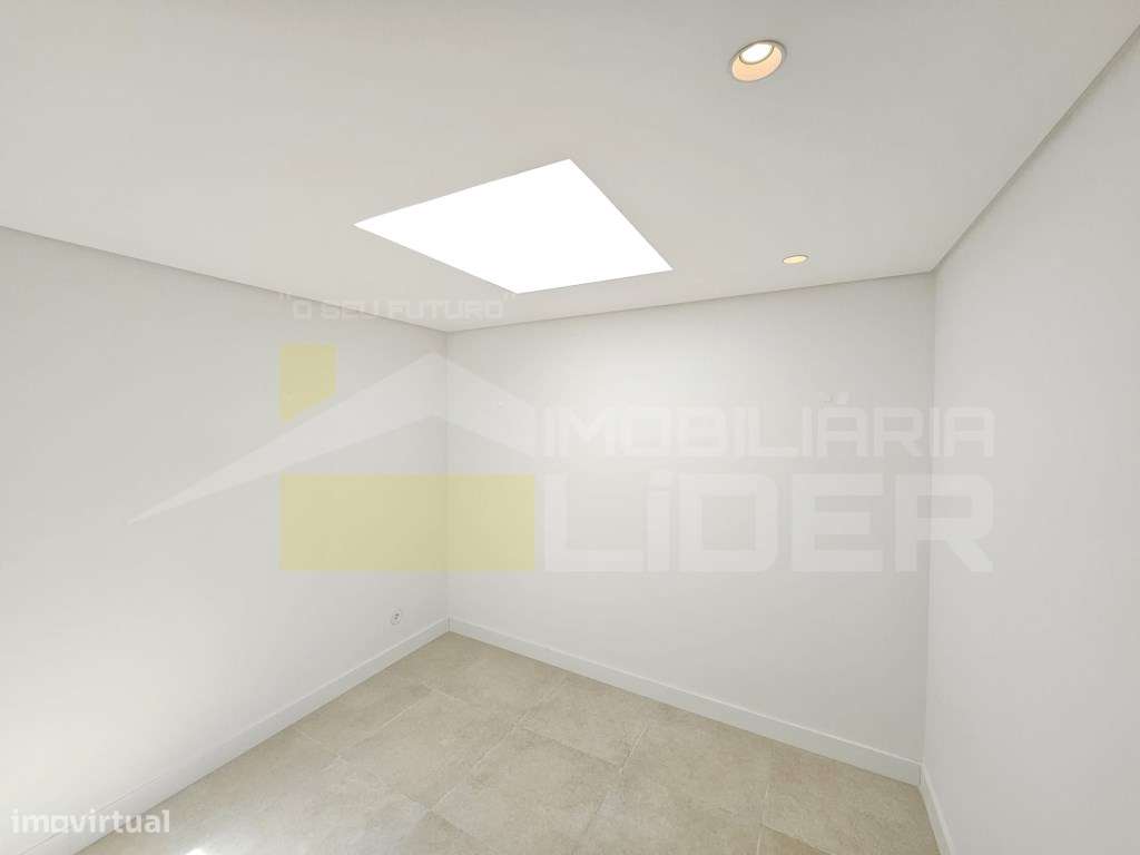 OFERECEMOS a escritura.
Moradia T3 no Zambujal - Longo da Vila - M...-15