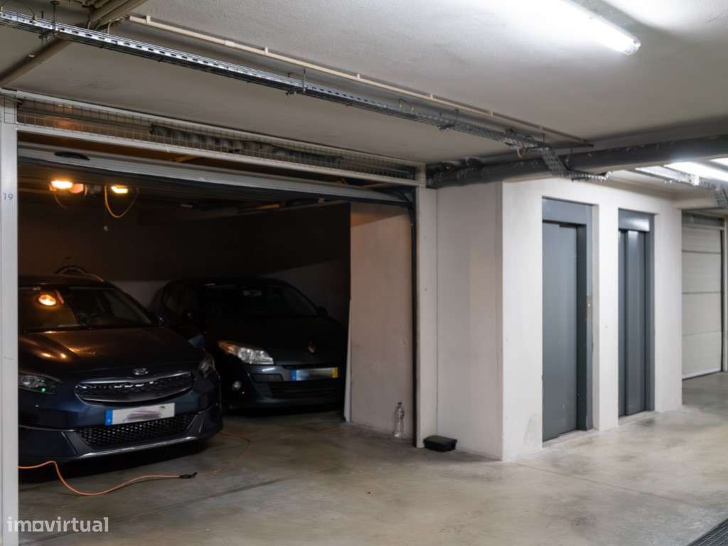 Excelente T3 c/ Garagem Fechada em Celeirós - Braga-43