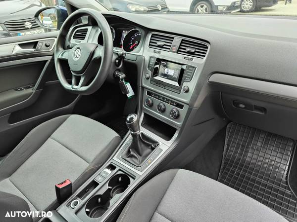 Volkswagen Golf 1.2 TSI BlueMotion Technology Comfortline - 11