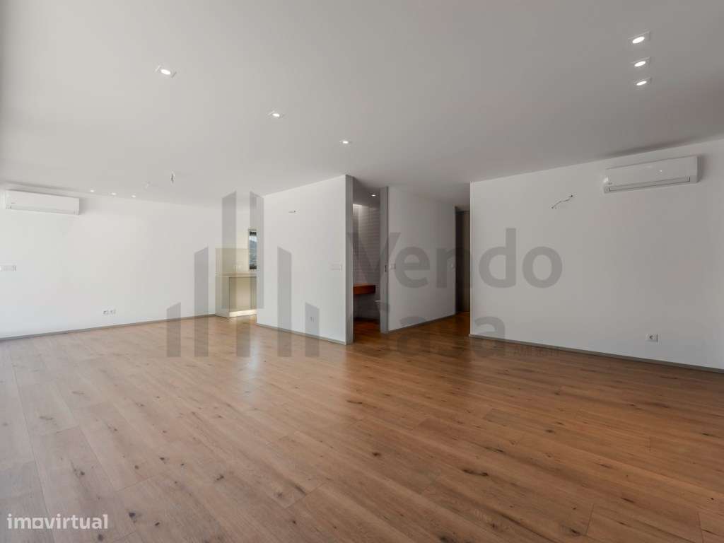 Vende-se Cobertura T3 C-Terraço - Braga-6