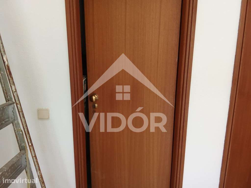 Loja no Novo Mercado Municipal da Baixa da Banheira - CQ - Grande imagem: 4/6