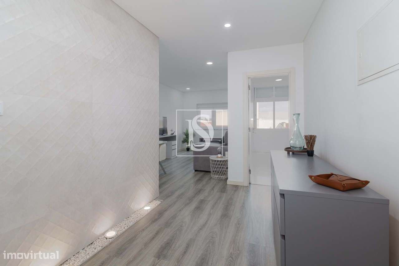 ✨ Apartamento T2 totalmente Remodelado na Baixa da Banheira - Grande imagem: 4/12