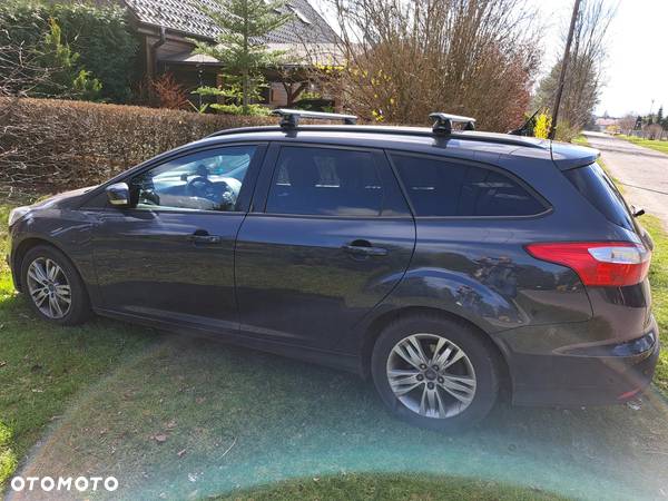 Ford Focus 1.6 Ambiente - 1