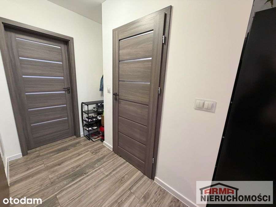 Mieszkanie 2 Pokojowe Z Piwnicą I Miejscem Postojo-13