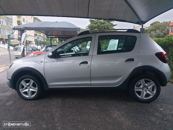 Dacia Sandero 1.5 dCi Stepway - 5