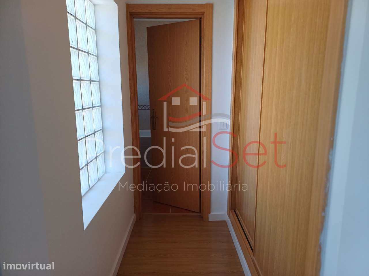 Moradia T4 Piscina-Setúbal-25
