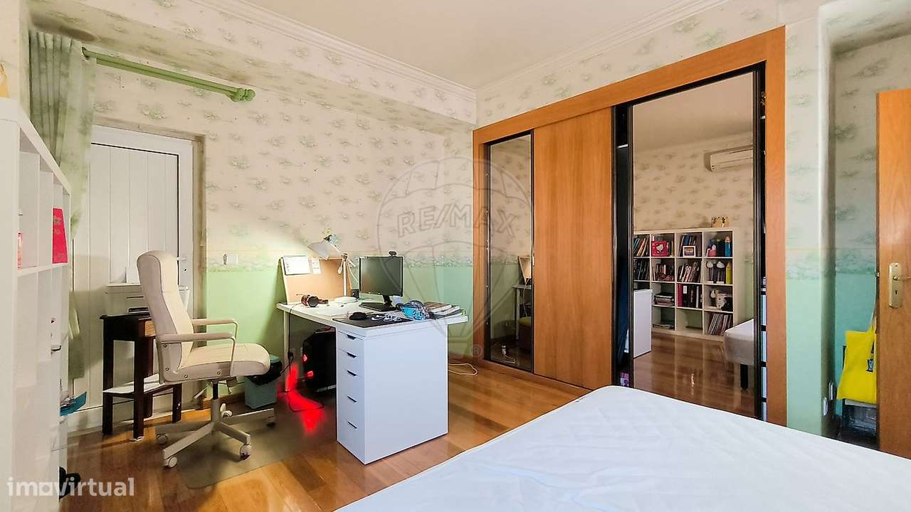 Moradia T5 para venda-29