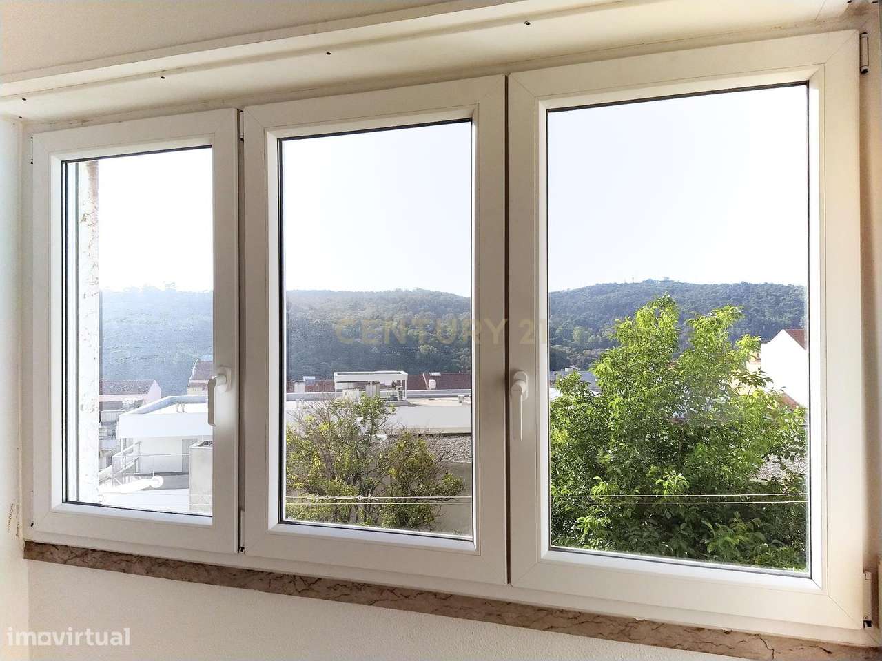 Renovado | Vista Monsanto | Elevador | Varanda - Grande imagem: 4/20